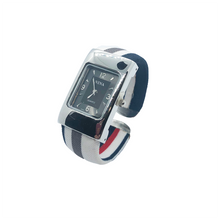 Load image into Gallery viewer, Quartz Bangle Bracelet Watch-Black
